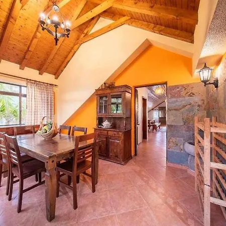 Lombo Cesteiro Ferienhaus Tabua (Madeira)